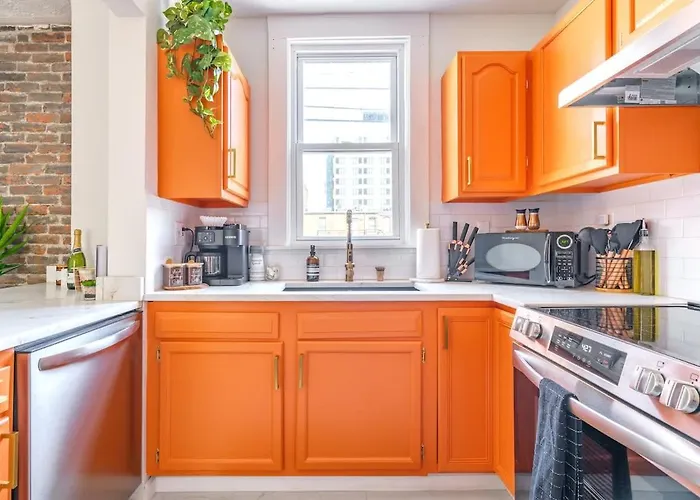 Jungle Gem By Jungle House Private Parking Reviews Downtown & Short North Walk To High Street Near Osu Convention Center & Nationwide Arena Сasa de vacaciones *