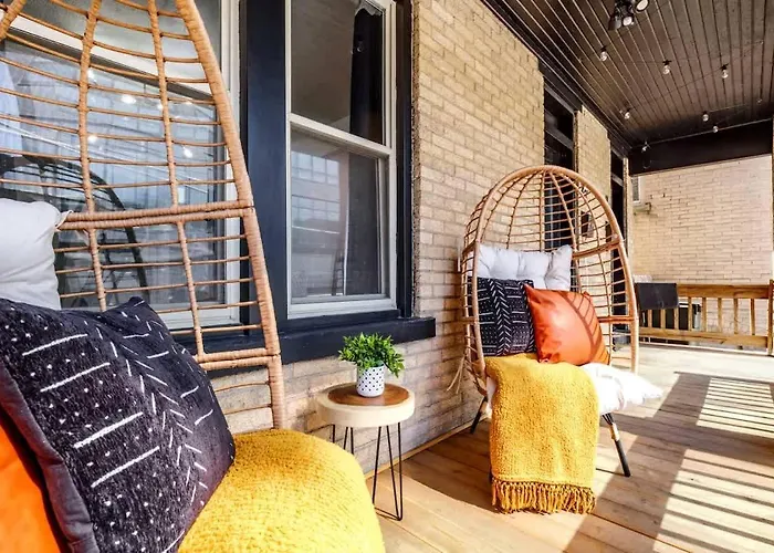 Сasa de vacaciones Jungle Gem By Jungle House Private Parking Reviews Downtown & Short North Walk To High Street Near Osu Convention Center & Nationwide Arena Columbus