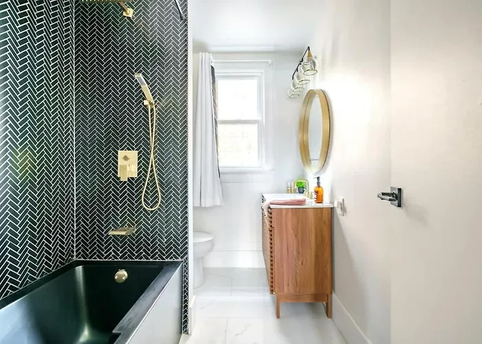 Jungle Gem By Jungle House Private Parking Reviews Downtown & Short North Walk To High Street Near Osu Convention Center & Nationwide Arena Сasa de vacaciones