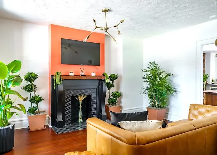 Jungle Gem By Jungle House Private Parking Reviews Downtown & Short North Walk To High Street Near Osu Convention Center & Nationwide Arena Сasa de vacaciones Columbus